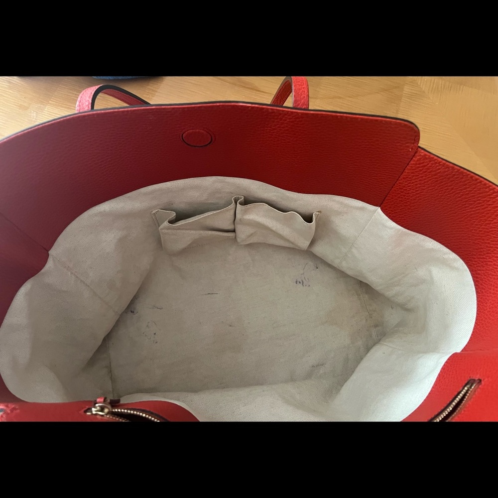 GUCCI Leather Swing Tote Bag Red Gold Hardware Large - Picture 14 of 16